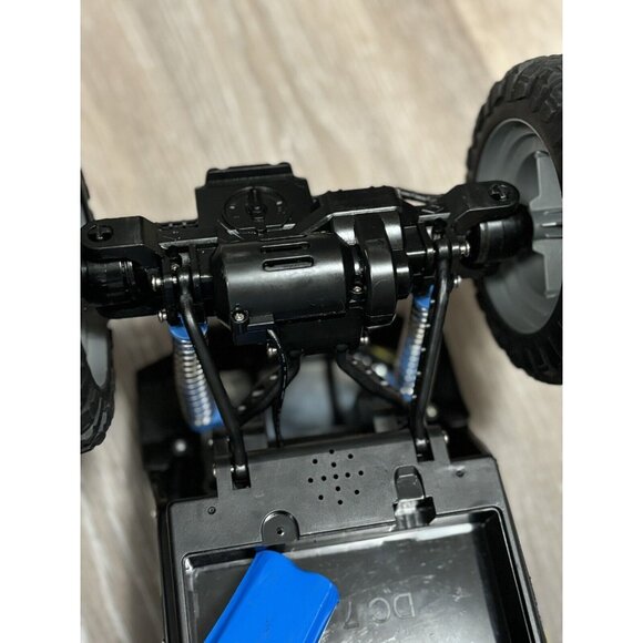 Misco Toys Truck 4x4 Skidz USA‎ 55 Truck & Remote 2.4 GHZ No Remote Untested - Picture 9 of 10